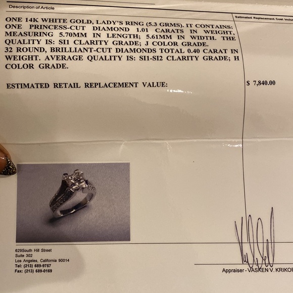 Beautiful Princess Cut Diamond Ring!💍💍- FIRM - Picture 12 of 12